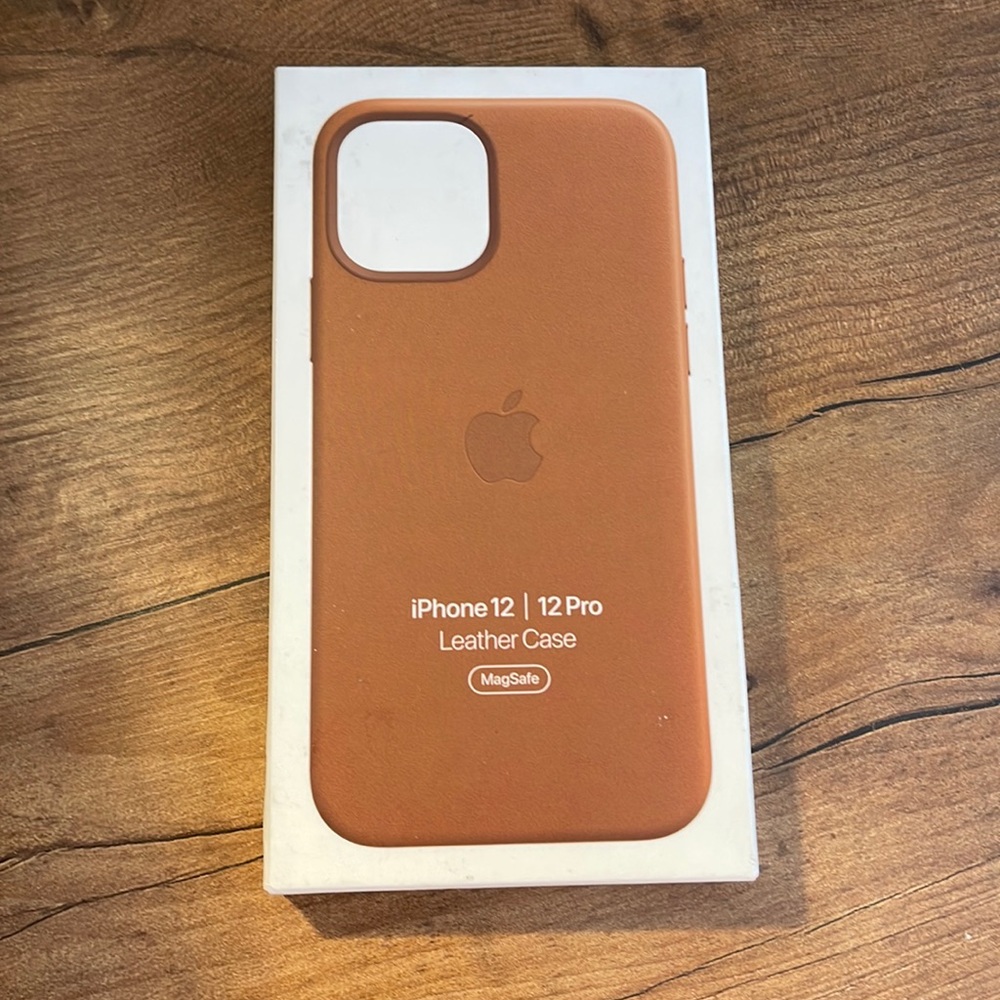 iPhone 12 Pro leather case